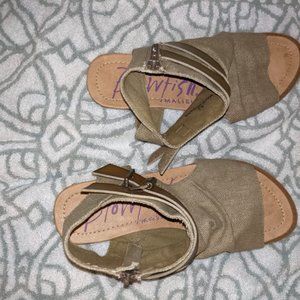 Blowfish Malibu sandals
